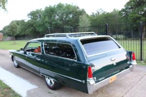 Cadillac DeVille 9-passenger Station Wagon by WISCO 1969 года 